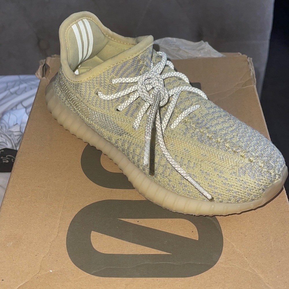 Kids Yeezy Boost 350